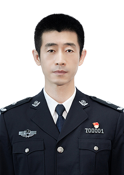 赵涵斌 营口市政府党组成员、副市长、市公安局党委书记、局长